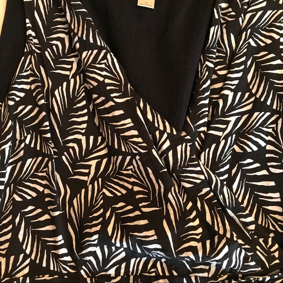 Romper - Picture 3 of 4